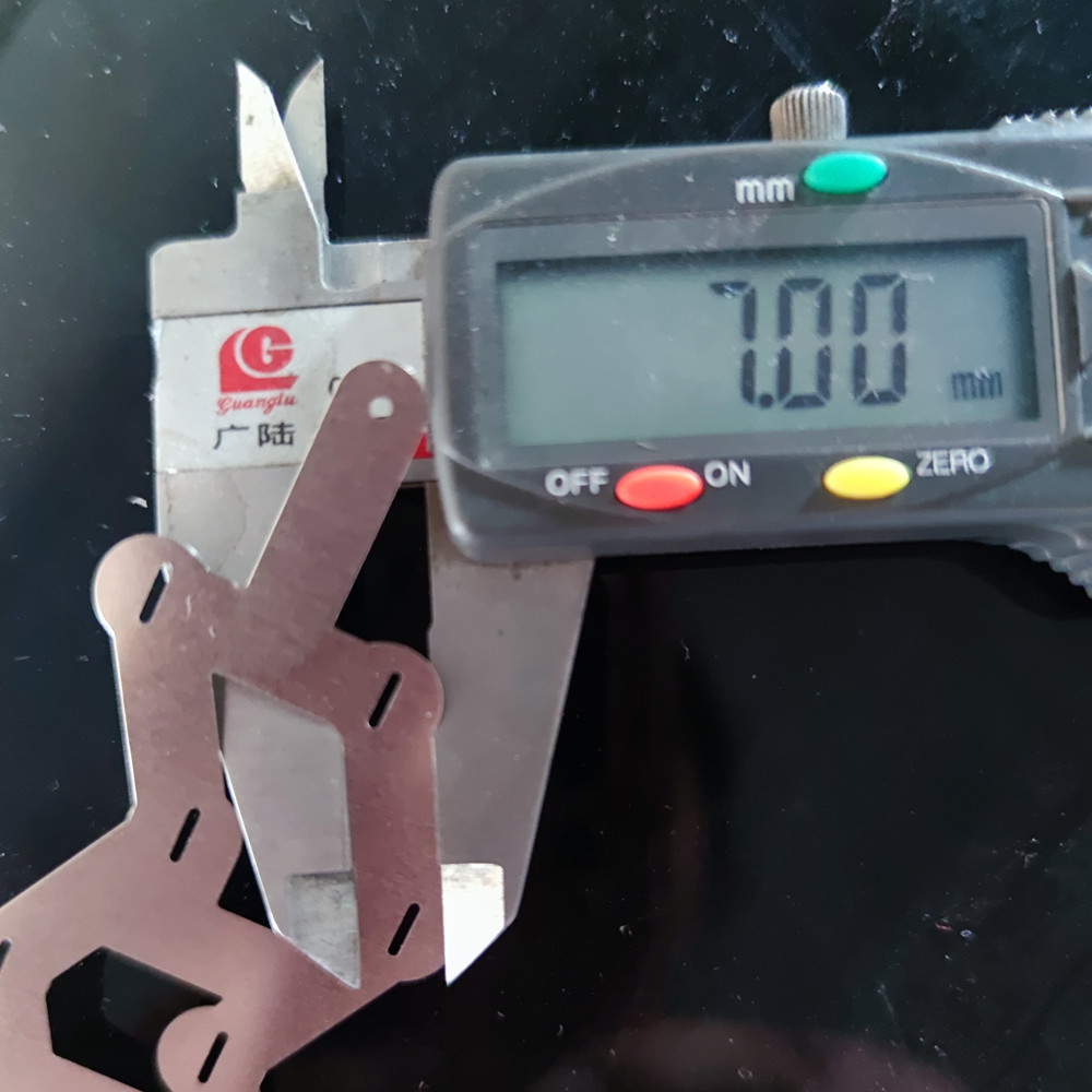 13S5P W タイプニッケルメッキ鋼板 0.15 ミリメー - Spot Welder 18650 Battery Pack のレビューと価格